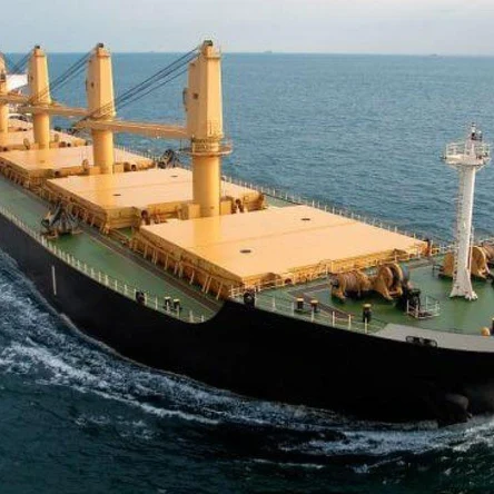 Грузоперевозки водным и речным транспортом, буксировки объектов по морю и внутренним водным путям.